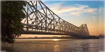 Read more about - Weather Update | বাড়ছে তাপমাত্রা, মহানগরীতে হাঁসফাঁস, একনজরে কলকাতার আজকের আবহাওয়া আপডেট