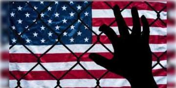 Read more about - Illegal Immigrants America | মার্কিন মুলুকে ‘বেআইনি’ অভিবাসীর সংখ্যা বেড়ে দাঁড়ালো ১১৯ এ! শনিবার ভারতে ফিরছেন তাঁরা