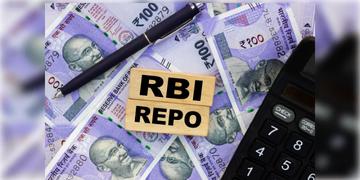 Read more about - Repo Rate | RBI-র রেপো রেট কমতেই সুদের হার কমানোর সিদ্ধান্ত একাধিক ব্যাঙ্কের!