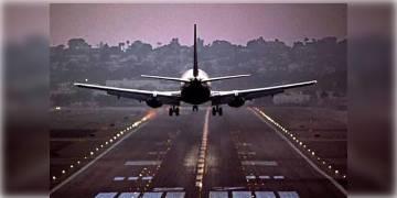 Read more about - ইন্দোনেশিয়ায় ৫০ জনেরও বেশি যাত্রীকে নিয়ে মাঝ আকাশে নিখোঁজ বিমান                    