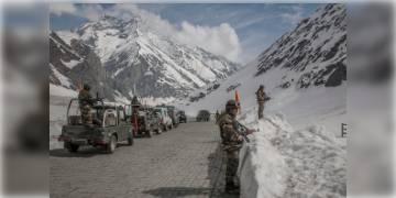 Read more about -  দুর্গম এবং অন্ধকারে পথ হারিয়ে ভারতে প্রবেশ, সেনার হাতে আটক জওয়ানকে ফেরানোর দাবি চিনের