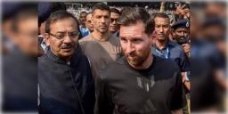 Read more about - Arup Biswas summon | মেসিকাণ্ডে অস্বস্তিতে অরূপ বিশ্বাস, জামিন পেলেও ফের হাজিরা নির্দেশ পুলিশের