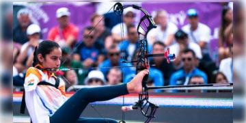 Read more about - Sheetal Devi | পা দিয়ে তির ছুড়ে 'এশিয়া সেরা যুব ক্রীড়াবিদ' শীতল দেবী! একমাত্র ভারতীয় হিসেবে এই শিরোপা জয় বছর ১৬র কাশ্মীরের এই মেয়ের!