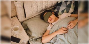 Read more about - World Sleep Day | ঘুম কম হলে বাড়বে হৃদরোগের মতো অসুস্থ্যতা! দেশের প্রায় ১০.৪ কোটি মানুষই ভোগেন ঘুমের সমস্যায়! জানুন যোগা কীভাবে ঘুমাতে সাহায্য করবে?