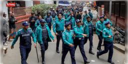 Read more about - Devil Hunt Bangladesh | বেছে বেছে আওয়ামি লিগের নেতা-কর্মীদের গ্রেফতার?  ‘ডেভিল হান্ট’ অভিযানে গ্রেফতার বেড়ে ১ হাজার ৩০০!