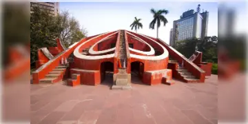 Read more about - Delhi | যন্তরমন্তরে প্রকাশ্যে গুলি চালিয়ে আত্মঘাতী ব্যক্তি! হাইসিকিউরিটি নিয়ে উঠছে প্রশ্ন!