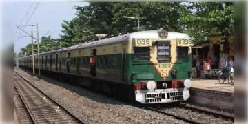 Read more about - করোনা পরিস্থিতির উন্নতি হওয়ায় রাজ্যে বিধিনিষেধ কিছুটা শিথিল হওয়ার ইঙ্গিত