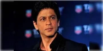 Read more about - শাহরুখ খানকে নিয়ে সিনেমা করার জন্য অভিনেতার বাড়ির সামনে ধর্নায় বসলেন এক যুবক