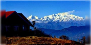 Read more about - Offbeat Places Near Darjeeling | কাঞ্চনজঙ্ঘার ভিউ সঙ্গে ট্রেকিং! ঘুরে আসুন মাইন্ড রিফ্রেশিং ধোত্রেতে!