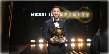 Read more about - Ballon d'Or 2023 | অষ্টমবার বিশ্বসেরা মেসি-ই! নিজের রেকর্ড ভাঙলেন নিজেই! ব্যালন ডি'অর হাতে নিয়ে মারাদোনাকে উৎসর্গ লিওনেলের!