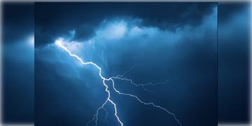 Read more about - Lightning । উত্তরপ্রদেশে বজ্রপাতে একদিনে মৃত্যু ৩৭ জনের! জারি বজ্রবিদ্যুৎ-সহ ভারী থেকে অতি ভারী বৃষ্টির সতর্কতা!