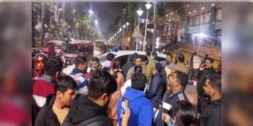 Read more about - I-PAC Raid | আইপ্যাকের অফিসের বাইরে বিক্ষোভ, ইডি অফিসারদের লক্ষ্য করে ‘জয় বাংলা’ স্লোগান তৃণমূলের