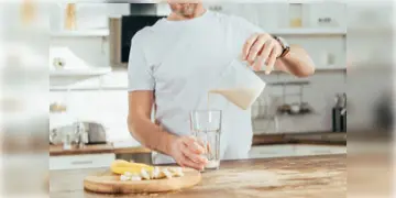 Read more about - Protein Powder | সুঠাম চেহারা পেতে আর স্টেরয়েড নয়! বাড়িতেই বানান প্রোটিন পাউডার!