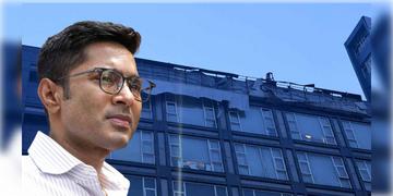 Read more about - Abhishek Banerjee | ক্যামাক স্ট্রিট কাণ্ডে থানায় অভিষেক! বৃষ্টি মাথায় ‘দাদা’-কে ঘিরে কর্মী সমর্থকেরা!