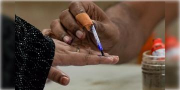 Read more about - Falta Re-election | ভোটের রেজাল্ট বেরোনোর পর ফের নির্বাচন! ফলতায়
নজিরবিহীন নির্দেশ কমিশনের