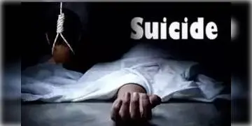 Read more about - লকডাউন এর নির্মম চিত্র হাবড়ায়, উপার্জন বন্ধ হওয়ায় আত্মঘাতী সপরিবারে