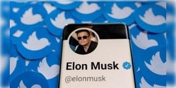 Read more about - টুইটার চুক্তিতে নয়া টুইস্ট ইলন মাস্কের! এখনই কিনছেন না টুইটার, কিন্তু কেন? জানেন কি