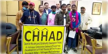 Read more about - যাদবপুর বিশ্ববিদ্যালয়ের প্রাক্তনীরা পাশে এসে দাঁড়ালেন ঘূর্ণিঝড় আমপানে ক্ষতিগ্রস্তদের