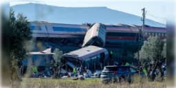 Read more about - Train Crash | মুখোমুখি দুই হাইস্পিড ট্রেনের ভয়ঙ্কর সংঘর্ষ! ট্রেন দুর্ঘটনায় মৃত্যু অন্তত ৪৬ জনের! আহত প্রায় ২০০!