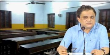 Read more about - সব শ্রেণির জন্য শীঘ্রই খুলবে স্কুল, তবে ক্লাস হবে ধাপে ধাপে