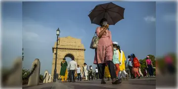 Read more about - Delhi | ৭৪ বছরে উষ্ণতম অক্টোবর! অস্বাভাবিক তাপমাত্রার বৃদ্ধির নেপথ্যে জলবায়ু পরিবর্তন ও গ্লোবাল ওয়ার্মিং