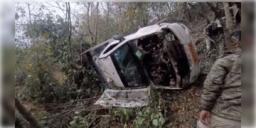 Read more about - BSF | মণিপুর সীমান্তে গভীর খাদে পড়লো BSF-এর বাস, নিহত ৩ জওয়ান, আহত আরো ৯