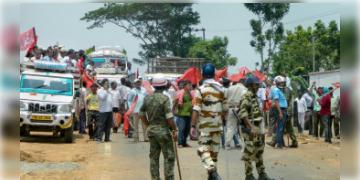 Read more about - Panchayat Election 2023 | পঞ্চায়েত নির্বাচনের ঘন্টা বাজতেই উত্তপ্ত রাজ্য! স্পর্শকাতর জেলায় কেন্দ্রীয় বাহিনী মোতায়েনের নির্দেশ!