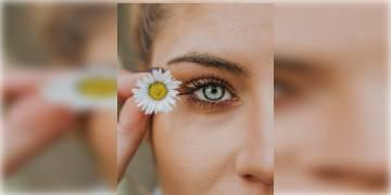 Read more about - আপনি কি চোখের তলায় কালি নিয়ে চিন্তিত, চলুন সমাধান জেনে নেওয়া যাক 