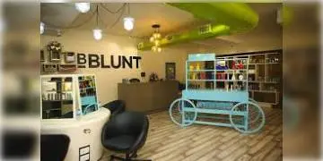 Read more about - কলকাতাতে এবার বলিউড তারকাদের প্রিয় সালোঁ! সেরা হেয়ারস্টাইল পেতে আসুন B BLUNT-এ