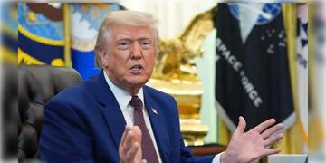 Read more about - Donald Trump | সম্পূর্ণভাবে উন্মুক্ত হচ্ছে হরমুজ প্রণালী, ইরানের সঙ্গে চুক্তির ঘোষণা ট্রাম্পের!