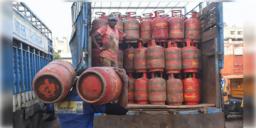 Read more about - LPG Price Hike | উৎসবের মুখেই চড়ল বাণিজ্যিক গ্যাসের দাম, স্বস্তি গৃহস্থের!