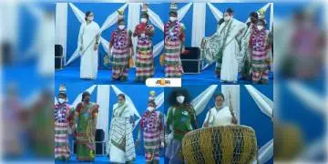 Read more about - আদিবাসী নৃত্যে ধামসা মাদলের তালে পা মেলালেন মুখ্যমন্ত্রী মমতা বন্দ্যোপাধ্যায়