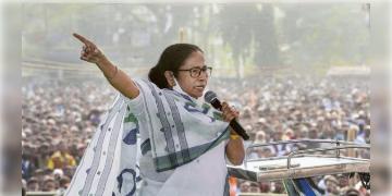 Read more about - ‘গরিবের প্রধানমন্ত্রী চাই’, একুশের মঞ্চ থেকে চব্বিশের সুর বাঁধলেন মুখ্যমন্ত্রী মমতা বন্দ্যোপাধ্যায়