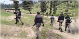 Read more about - BSF Jawan Missing | জঙ্গি দমন অভিযানে গিয়ে শ্রীনগর থেকে নিখোঁজ এক বিএসএফ জওয়ান! ঘনাচ্ছে রহস্য!