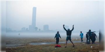 Read more about - Weather Update | ফেব্রুয়ারিতেই বসন্তের আগমন, পালাচ্ছে শীত, একনজরে কলকাতার আজকের আবহাওয়া আপডেট