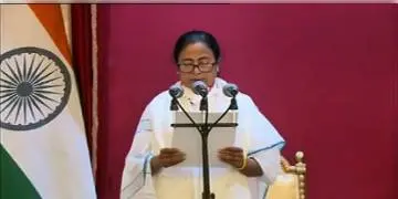 Read more about - বুধবার তৃতীয়বার এর জন্য মুখ্যমন্ত্রী হিসেবে শপথ নিলেন মমতা বন্দ্যোপাধ্যায়
