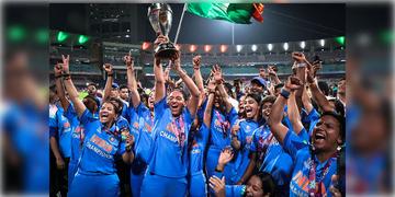 Read more about - Women's Cricket World Cup | নভেম্বরে ভারত কন্যেদের শাপমোচন, প্রোটিয়াদের উড়িয়ে বিশ্বচ্যাম্পিয়ন হ্যারি-শেফালিরা