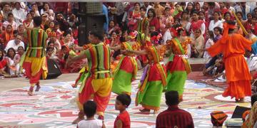 Read more about - Shantiniketan । দীর্ঘ ৫ বছর পর শান্তিনিকেতনের পৌষমেলা ফিরছে চেনা ছন্দে! জানালেন বিশ্বভারতী কতৃপক্ষ