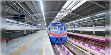 Read more about - Kolkata Metro | আজ কলকাতা মেট্রোর পার্পল লাইনে ভোগান্তি, ৬২ টি মেট্রোর পরিবর্তে চলবে ৩৮ টি মেট্রো!