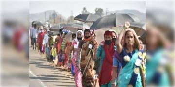 Read more about - মুম্বইয়ে রাজভবন পর্যন্ত মিছিল কৃষকদের, থাকবেন শরদ পওয়ার, আদিত্য ঠাকরেরা