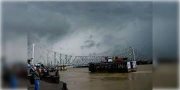 Read more about - রাজ্যে শনিবার থেকে  শুরু পারদ পতন, বৃষ্টিপাতের সম্ভাবনা রয়েছে একাধিক জেলায়