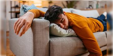 Read more about - Rare Fungal Infection । অফিস থেকে ফিরে ‘Power Nap’, ৩২ ঘন্টা পর ঘুম ভাঙলো ব্যক্তির! সোজা ICUতে ভর্তি করা হলো তাকে!