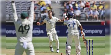 Read more about - IND vs AUS | পারথে অস্ট্রেলিয়ার বিরুদ্ধে  ব্যাট করতে নেমে মাত্র ১৫০ রানে গুটিয়ে গেলো ভারত