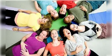 Read more about - World Laughter Day | দীর্ঘায়ু পেতে হাসুন মন খুলে! জানুন হাসির স্বাস্থ্য উপকারিতা এবং হাসির বৈজ্ঞানিক কারণ কী?