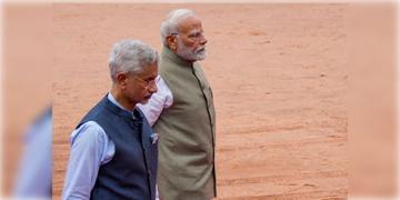 Read more about - India-Bangladesh | বাংলাদেশ ইস্যু নিয়ে ভারতের বিদেশমন্ত্রী এস জয়শঙ্করের সঙ্গে বৈঠকে বসলেন প্রধানমন্ত্রী নরেন্দ্র মোদি