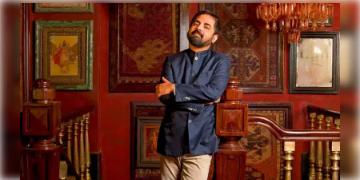 Read more about - Sabyasachi Mukherjee | চন্দননগর থেকে কলকাতায় এসে ভুগছিলেন বিষন্নতায়, চেয়েছিলেন নিজেকে শেষ করতে! আজ তিনি বিশ্বখ্যাত ডিজাইনার সব্যসাচী!
