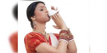 Read more about - করোনা আবহে 'ফুসফুস সুস্থ রাখতে রোজ শাঁখে ফুঁ দেওয়া ভাল', আসুন জানা যাক বৈজ্ঞানিক কারণ