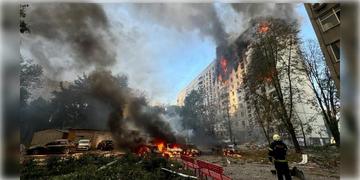 Read more about - Russia-Ukraine | রাজধানী কিয়েভে ক্ষেপণাস্ত্র হামলা রাশিয়ার, মৃত ১ ইউক্রেনীয় মহিলা! আহত একাধিক