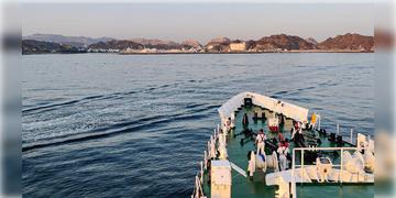 Read more about - Strait of Hormuz | হরমুজ প্রণালীতে আটকে একাধিক ভারতীয় জাহাজ! মধ্যপ্রাচ্যে যুদ্ধের জেরে মাথায় হাত ব্যবসায়ীদের