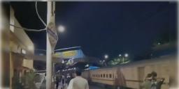 Read more about - Local Train | ব্যাপক ঝড়ে ছিঁড়লো ওভারহেডের তার, বনগাঁ শাখায় থমকেছে ট্রেন, ভোগান্তিতে নিত্যযাত্রীরা